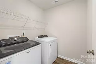 1107 Harland St, Charlotte, NC 28216 - Photo 20