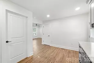 3415 Barfield Dr, Charlotte, NC 28217 - Photo 14