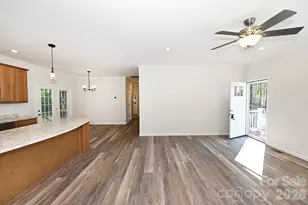 2063 Vance St, Newton, NC 28658 - Photo 18