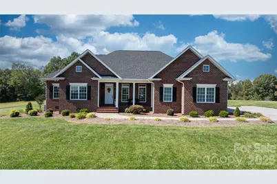 66 Hawks Ridge, Hickory, NC 28601 - Photo 1