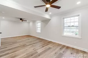 1632 Burtonwood Cir, Charlotte, NC 28212 - Photo 18