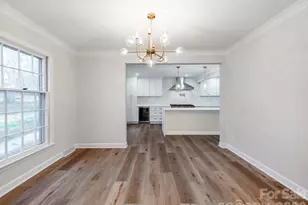 1632 Burtonwood Cir, Charlotte, NC 28212 - Photo 12