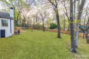 1632 Burtonwood Cir, Charlotte, NC 28212 - Photo 44