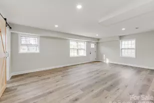 1632 Burtonwood Cir, Charlotte, NC 28212 - Photo 32