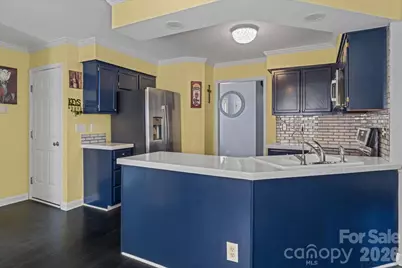 5125 Old Plantation Circle, Winston Salem, NC 27104 - Photo 6