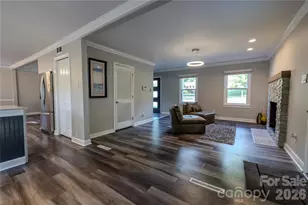 7055 Crossridge Rd, Charlotte, NC 28214 - Photo 10