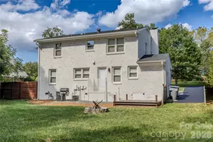 7055 Crossridge Rd, Charlotte, NC 28214 - Photo 32