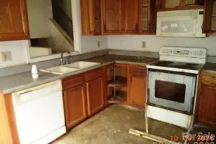 115 Hawkins Ave, Salisbury, NC 28144 - Photo 10