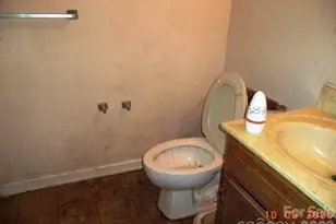 115 Hawkins Ave, Salisbury, NC 28144 - Photo 14
