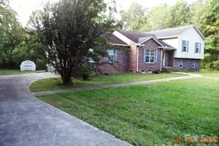 115 Hawkins Ave, Salisbury, NC 28144 - Photo 2
