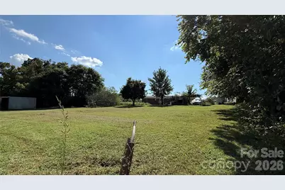 1517 Barcose Street SW, Lenoir, NC 28645 - Photo 10