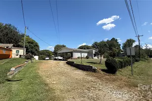1517 Barcose St SW, Lenoir, NC 28645 - Photo 4