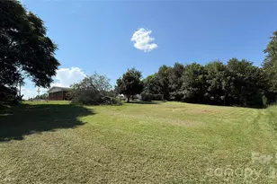 1517 Barcose St SW, Lenoir, NC 28645 - Photo 12