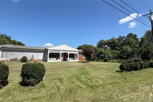 1517 Barcose St SW, Lenoir, NC 28645 - Photo 2