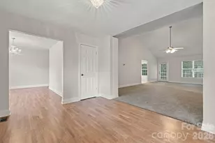3656 Woodgreen Dr, Lincolnton, NC 28092 - Photo 8