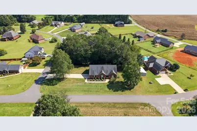 3656 Woodgreen Drive, Lincolnton, NC 28092 - Photo 4