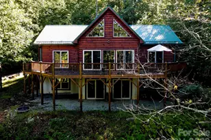 335 Mount Mitchell Dr, Burnsville, NC 28714 - Photo 1