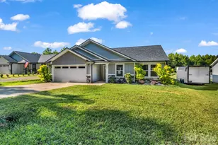 236 Scruggs Rd, Gaffney, SC 29341 - Photo 2