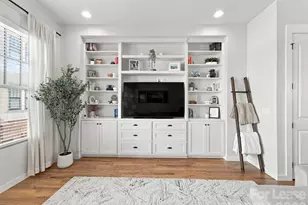 4017 Spencer Towns Ln, Charlotte, NC 28205 - Photo 4