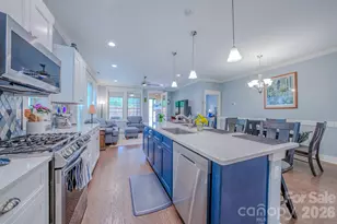 552 Sweet Birch Park Ln, Black Mountain, NC 28711 - Photo 8