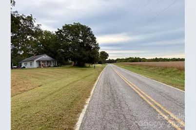 292 Williamsburg Road, Olin, NC 28660 - Photo 10