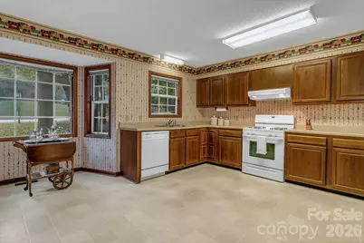 3111 Essex Path, Hendersonville, NC 28791 - Photo 10