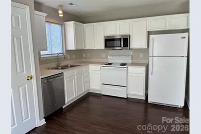 5305 Starflower Drive, Charlotte, NC 28215 - Photo 10