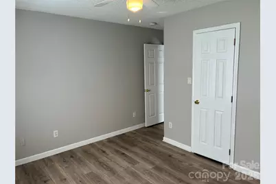5305 Starflower Drive, Charlotte, NC 28215 - Photo 14