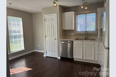 5305 Starflower Drive, Charlotte, NC 28215 - Photo 8