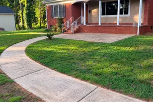 3100 Allen Rd, Charlotte, NC 28269 - Photo 1