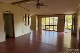 142 Forest Grove Dr, Statesville, NC 28625 - Photo 10