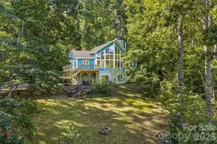 918 Long Branch Rd, Swannanoa, NC 28778 - Photo 4