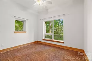 918 Long Branch Rd, Swannanoa, NC 28778 - Photo 30