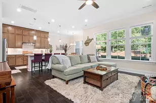 3225 Everly Enclave Wy, Charlotte, NC 28210 - Photo 4