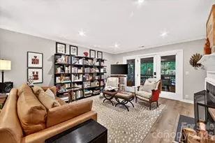 300 E Park Ave, Charlotte, NC 28203 - Photo 26