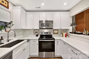 300 E Park Ave, Charlotte, NC 28203 - Photo 10