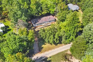 3285 Falcon Ridge Rd, Maiden, NC 28650 - Photo 2