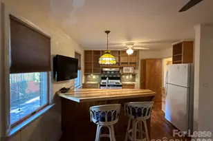 4344 University Dr, Charlotte, NC 28209 - Photo 4