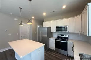 1009 Justice Ave, Charlotte, NC 28206 - Photo 6