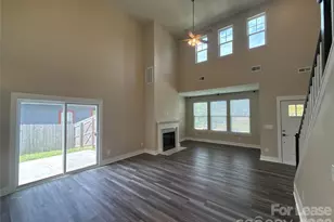 1009 Justice Ave, Charlotte, NC 28206 - Photo 4