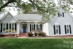 10442 Chelsea Bay Dr, Charlotte, NC 28278 - Photo 1