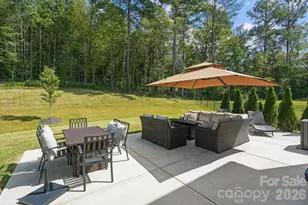 107 Hollywood Ct, Troutman, NC 28166 - Photo 2
