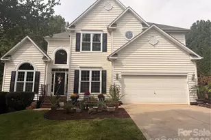 20304 Southshore Dr, Cornelius, NC 28031 - Photo 1