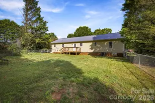 37 Laurel St, Granite Falls, NC 28630 - Photo 22
