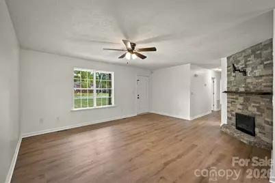 37 Laurel Street, Granite Falls, NC 28630 - Photo 2