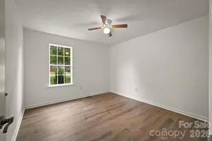 37 Laurel St, Granite Falls, NC 28630 - Photo 16