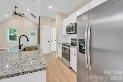 807 Cedar Street, East Spencer, NC 28039 - Photo 10