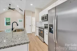 807 Cedar St, East Spencer, NC 28039 - Photo 10