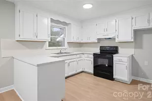 3050 Bridgewater Rd, Rock Hill, SC 29730 - Photo 8