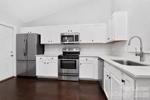 1713 Summit Ridge Ln, Kannapolis, NC 28083 - Photo 16